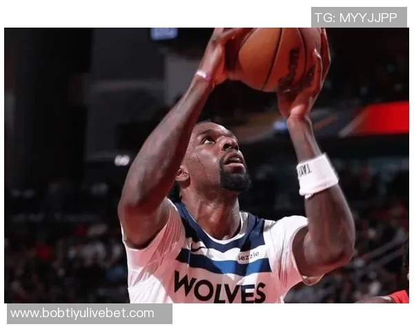 纳兹里德高效表现22分钟砍下22分12篮板助球队获胜